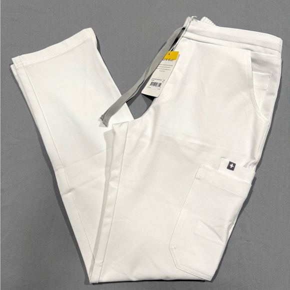 Fig’s technical collection scrub pants in White - Picture 1 of 5